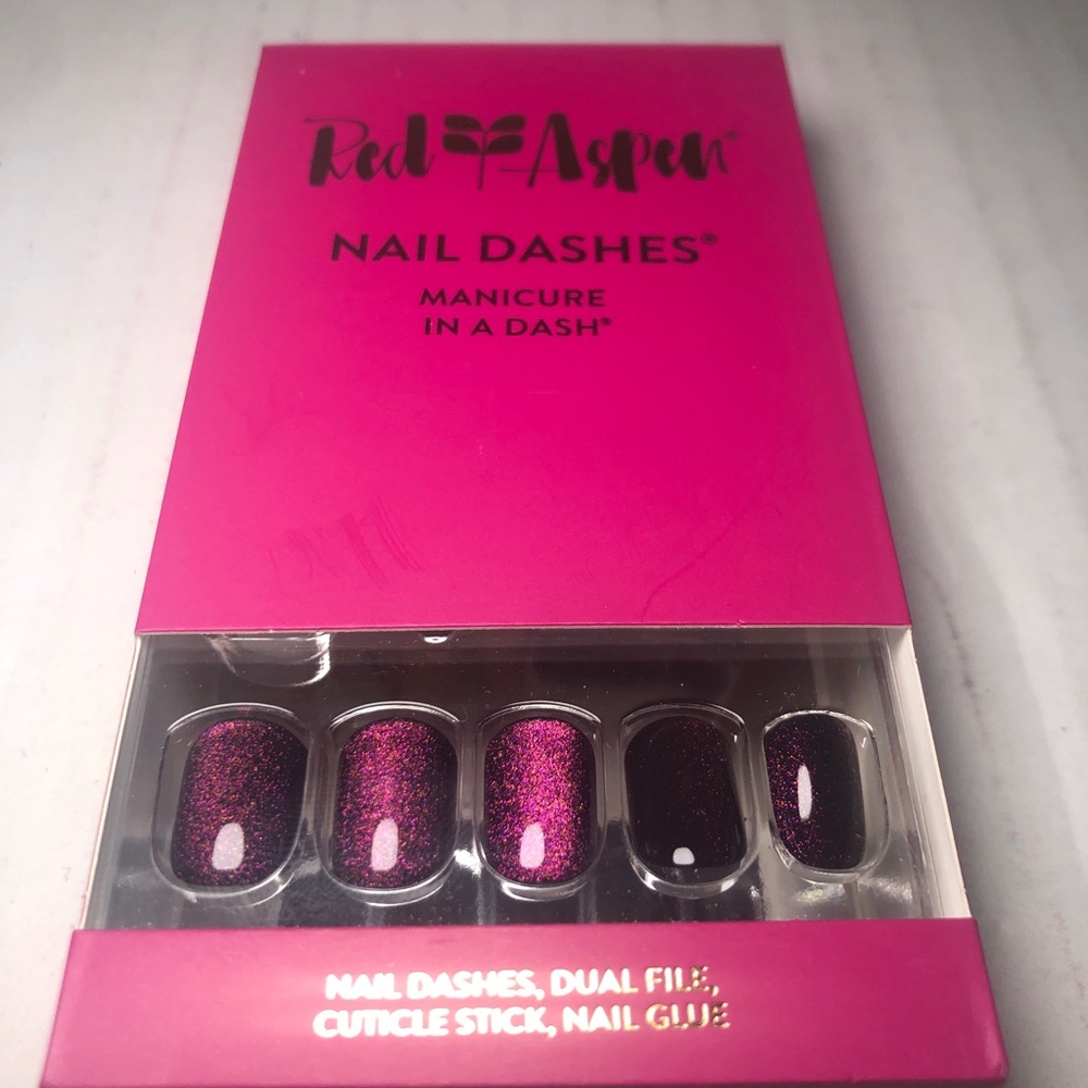 *Red Aspen Nail Dashes Press On Nails, Short Square, Flock Together, Farrah NEW